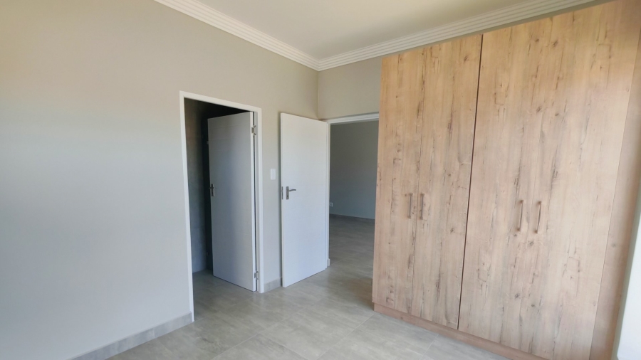 2 Bedroom Property for Sale in Hartenbos Central Western Cape